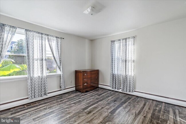 Building Photo - 6934 River Drive Rd