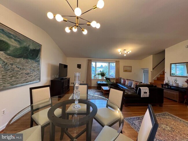 Building Photo - 6310 Carnegie Dr