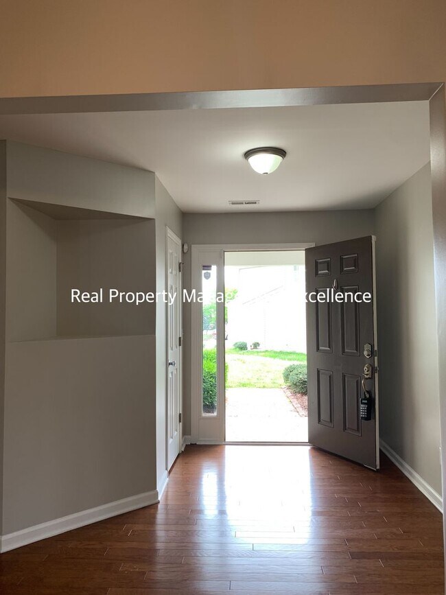 Building Photo - Amazingly Spacious Residence, Available In...