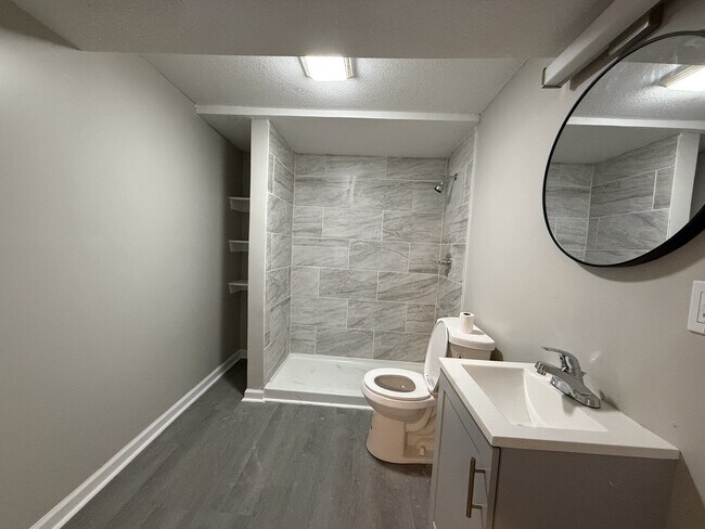 Building Photo - 2753 N 34th St