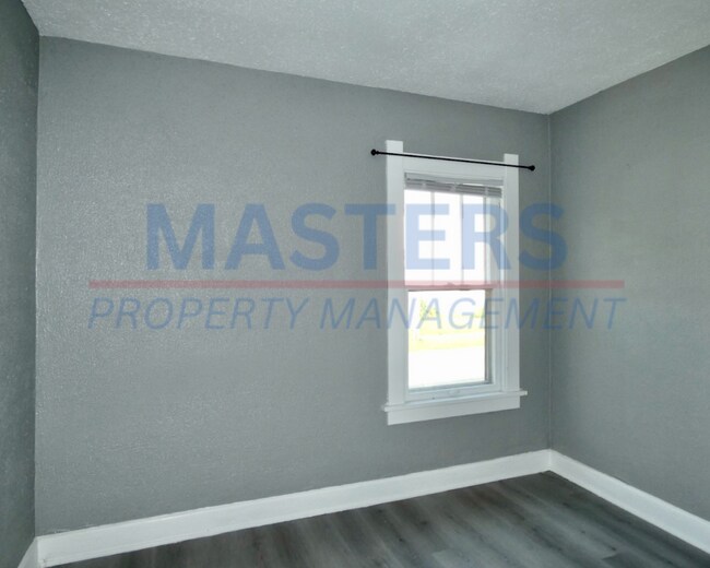 Building Photo - 1702 Hurd St