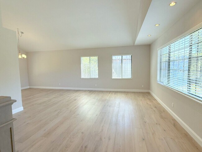 Building Photo - Spectacular Anderson Ranch Beauty Backing to Open Space !