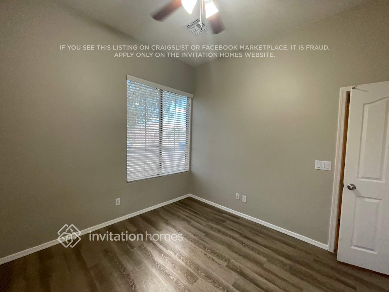 Building Photo - 13601 W Ironwood St