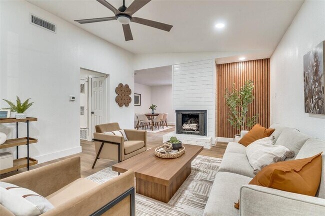 Primary Photo - 9412 Quail Meadow Dr