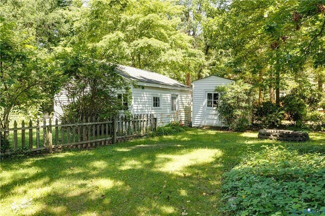 Building Photo - 1025 Taylor Ave