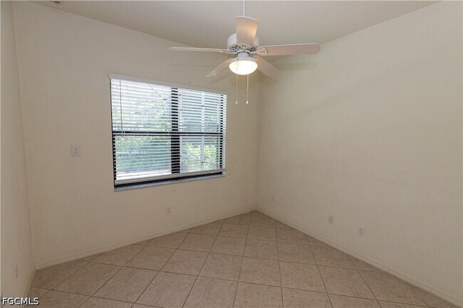 Building Photo - 11108 Esteban Dr
