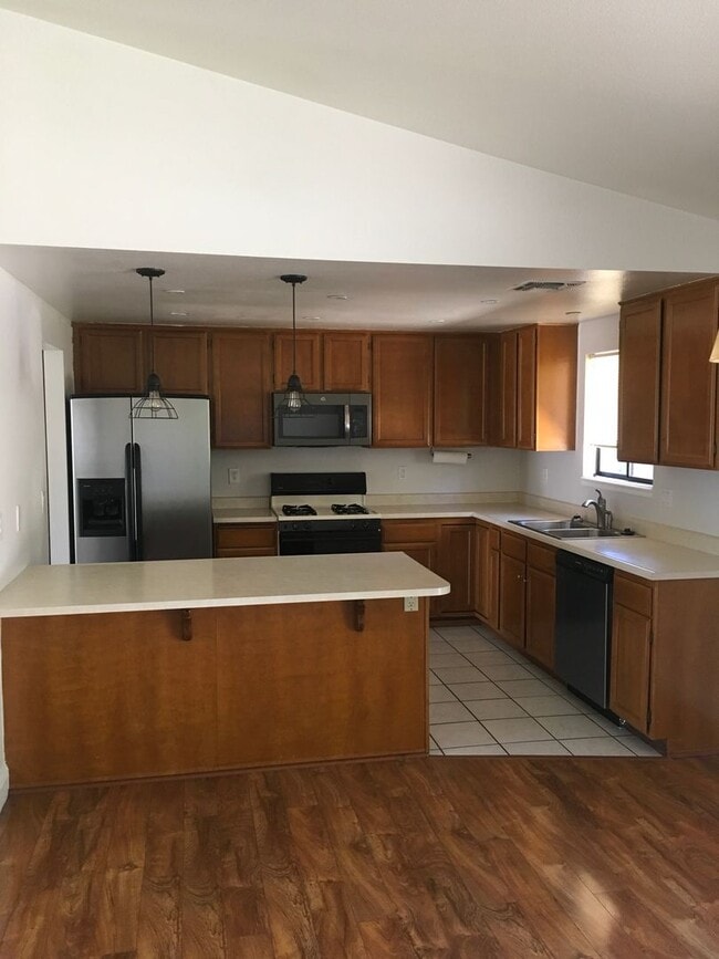 Building Photo - Oak Haven Neighborhood 3 bedroom  in Cul-De-Sac