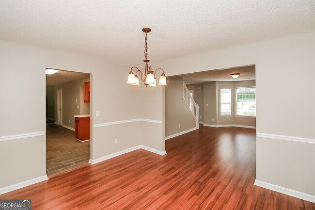 Building Photo - 411 Berkshire Pl