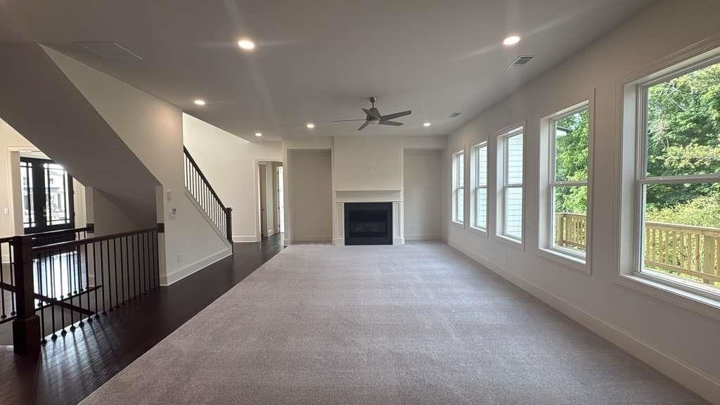 Building Photo - 5365 Travers Ln