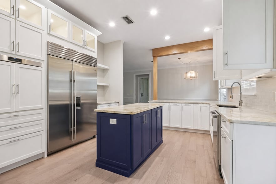 Building Photo - 1441 Place Vendome