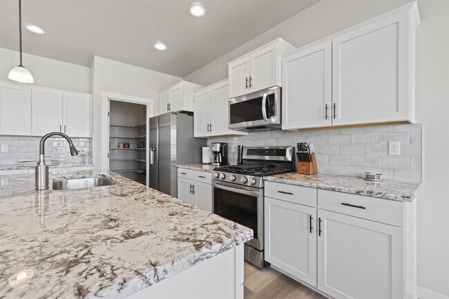 Building Photo - 8311 E Stone Valley St