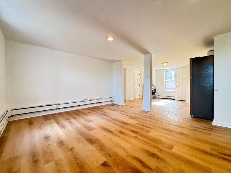 Building Photo - 10 N Passaic Ave