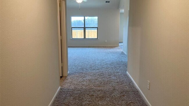 Building Photo - 3017 Boran Dr