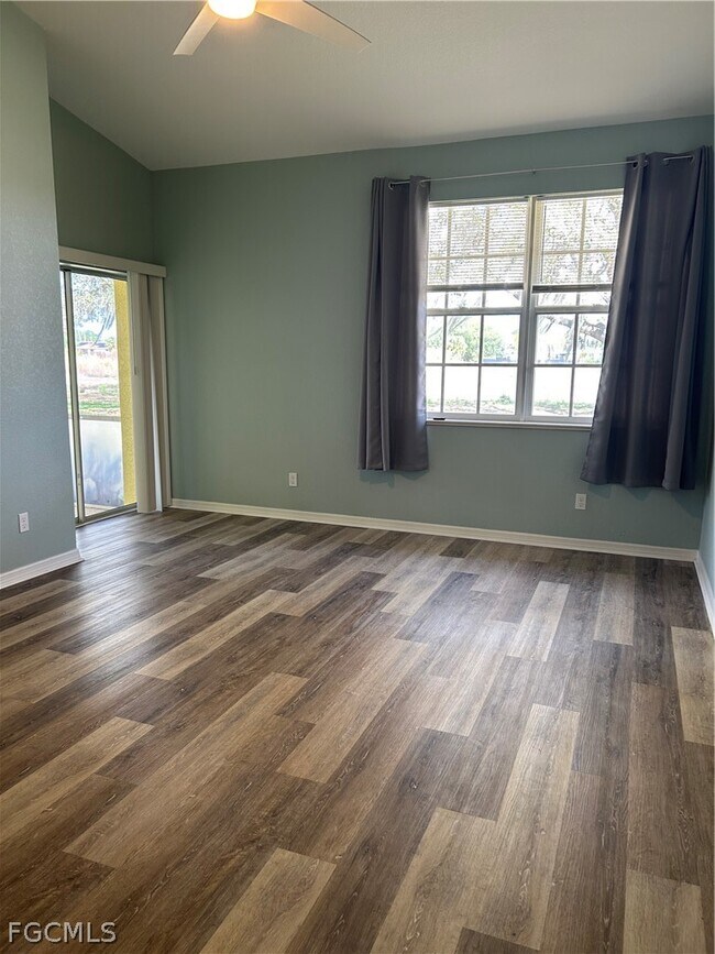 Building Photo - 19933 Lake Vista Cir