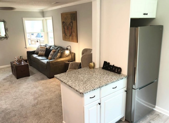 Building Photo - 2900 Verdun Ave