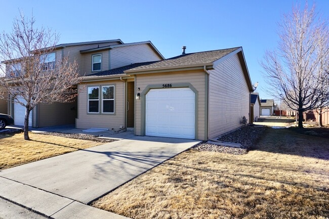 Building Photo - Two Bedroom Near The Powers Corridor