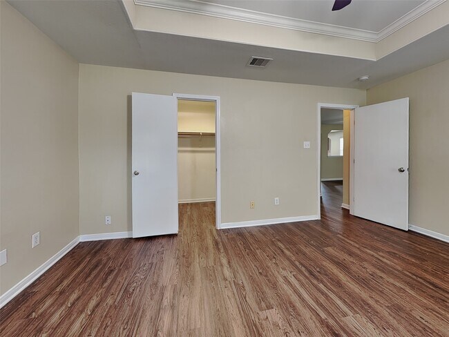 Building Photo - 8102 Sweetstone Bluff Ln