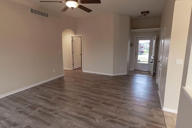 Building Photo - 4203 Spring Cress Dr