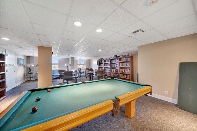 Building Photo - 531 N Ocean Blvd