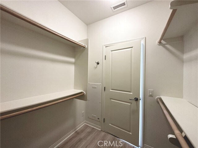 Building Photo - 38 Lupari