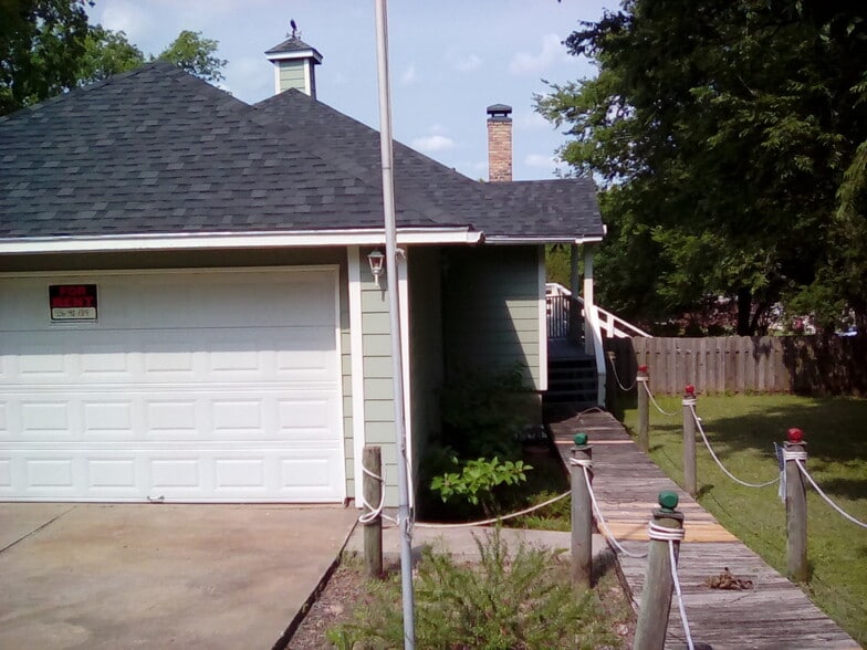 Front Of Home Garage - 12421 Green Ridge Dr