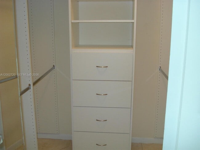 Building Photo - 7933 West Dr