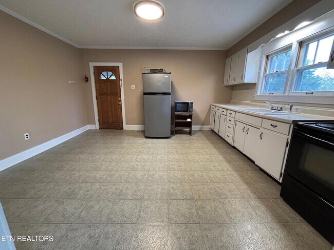 Building Photo - 7005 Washington Pike