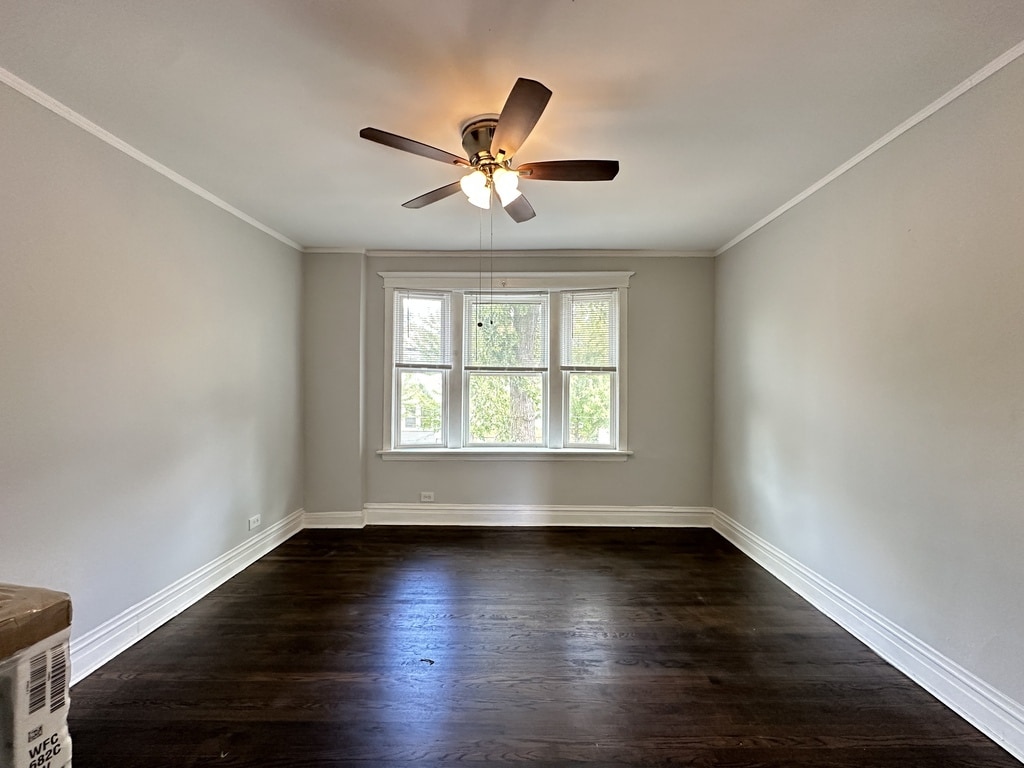 Building Photo - 2548 N Kildare Ave