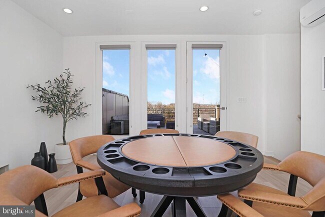 Building Photo - 14383 Beckett Glen Cir