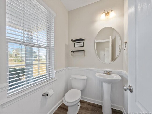 Building Photo - 20 Farrow Ct