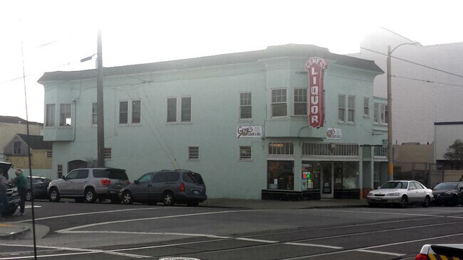 Building Photo - Beautifully Restored, Historic 3 BR + Bonus Room | 1 BA home in the Parkside/Sunset District