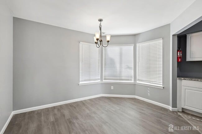Building Photo - 1086 Schmidt Ln