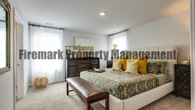 Building Photo - 4 Bedroom, 2.5 Bath and 2 Car Garage in Ha...