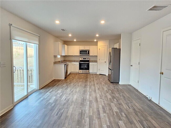 Building Photo - 504 Pemberton St