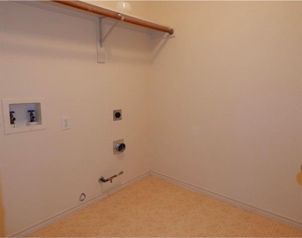 Building Photo - 2500 Coolwater Dr