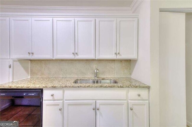 Building Photo - 3946 Green Oak Dr