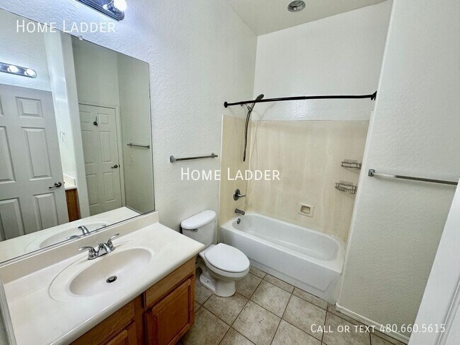 Building Photo - 6822 S 55th Ln