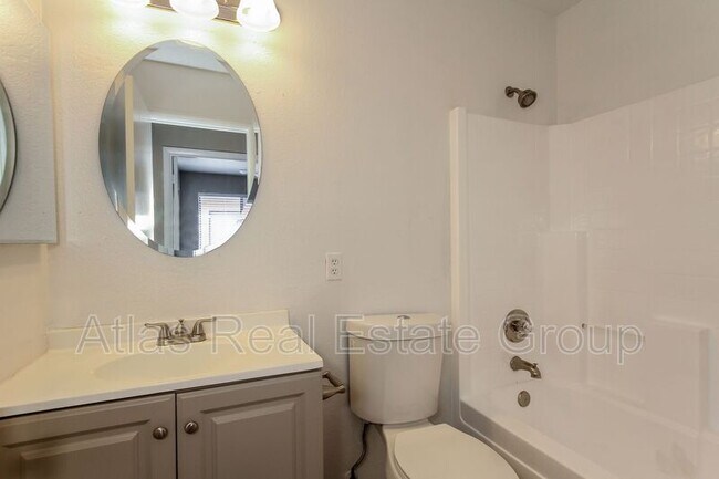 Building Photo - 8503 W Pierson St