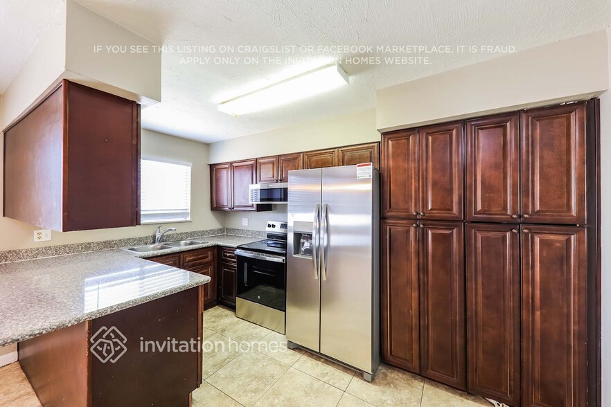 Building Photo - 4753 N 70th Ave