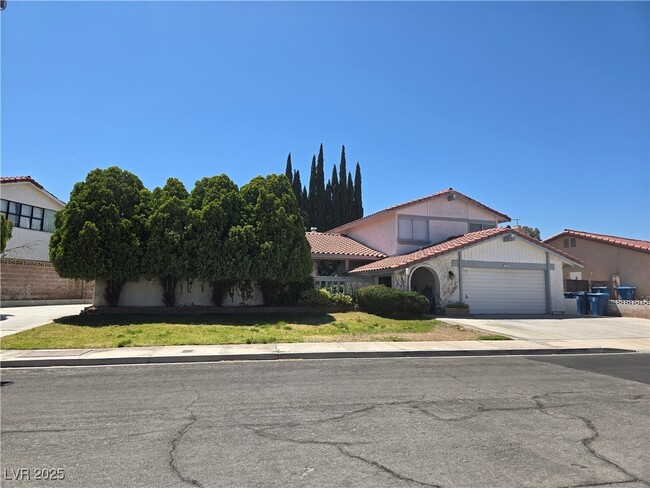Building Photo - 1512 Oderzo Ln