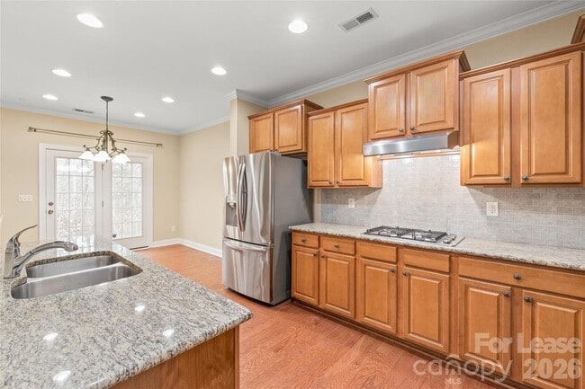 Building Photo - 5123 Poplar Knoll Dr