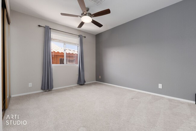 Building Photo - 2BR/2BA Condo in Rock Springs II - Small Pets Welcome