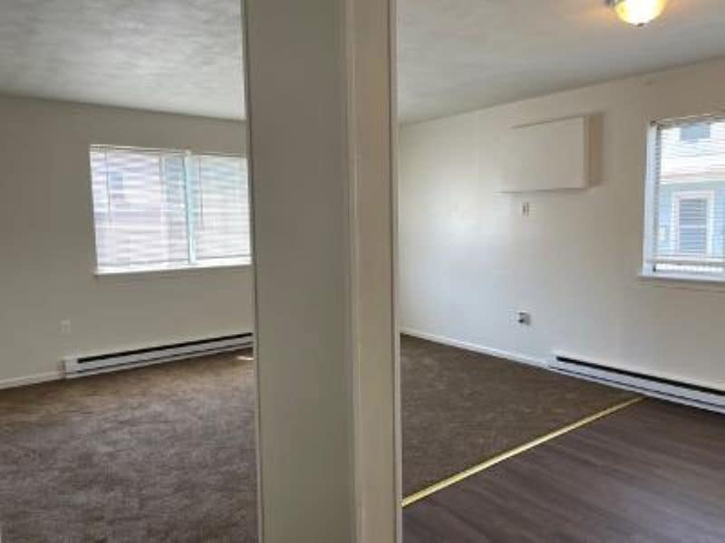 Building Photo - 17 3rd St