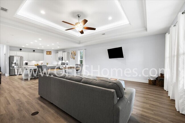 Building Photo - Fort Walton Beach Custom Build Home