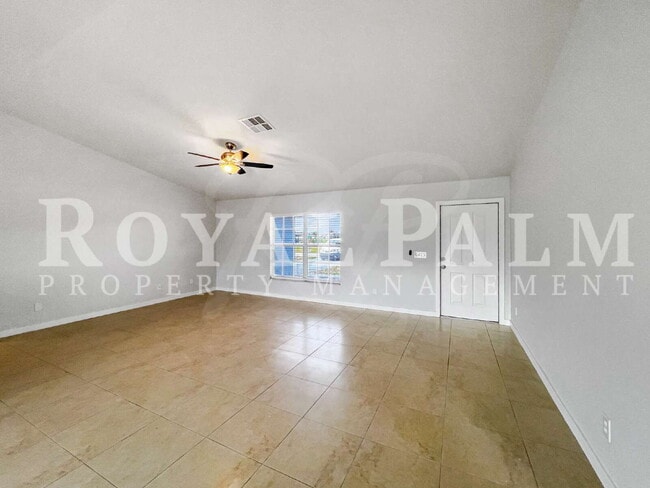 Building Photo - Updated 3BR/2BA Single-Family Home with Spacious Yard