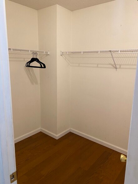 Building Photo - 5130 Cascade Hills Cir SW