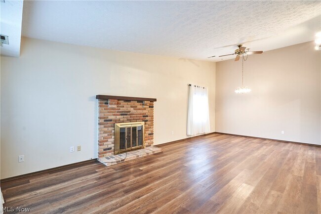 Building Photo - 939 Kirkwall Dr