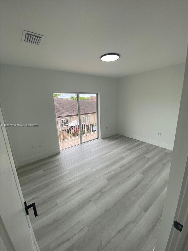 Building Photo - 13765 SW 170th Terrace