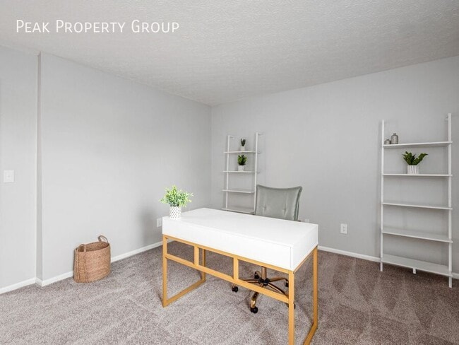 Building Photo - 134 Blakeford Dr