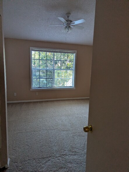 Building Photo - 11335 Stratton Park Dr